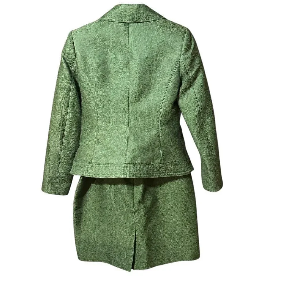 Elegant Albert Nipon Green Blazer and Skirt Ensemble Size 6